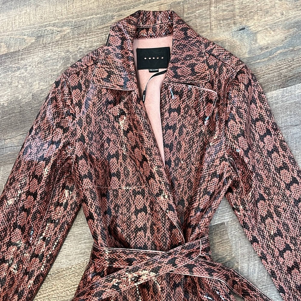 Blank NYC Coat - Picture 2 of 8